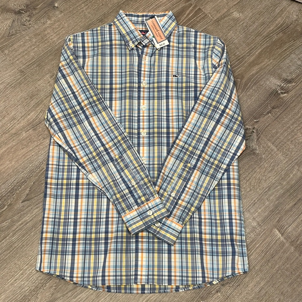 NWT Vineyard Vines Button Down Shirt